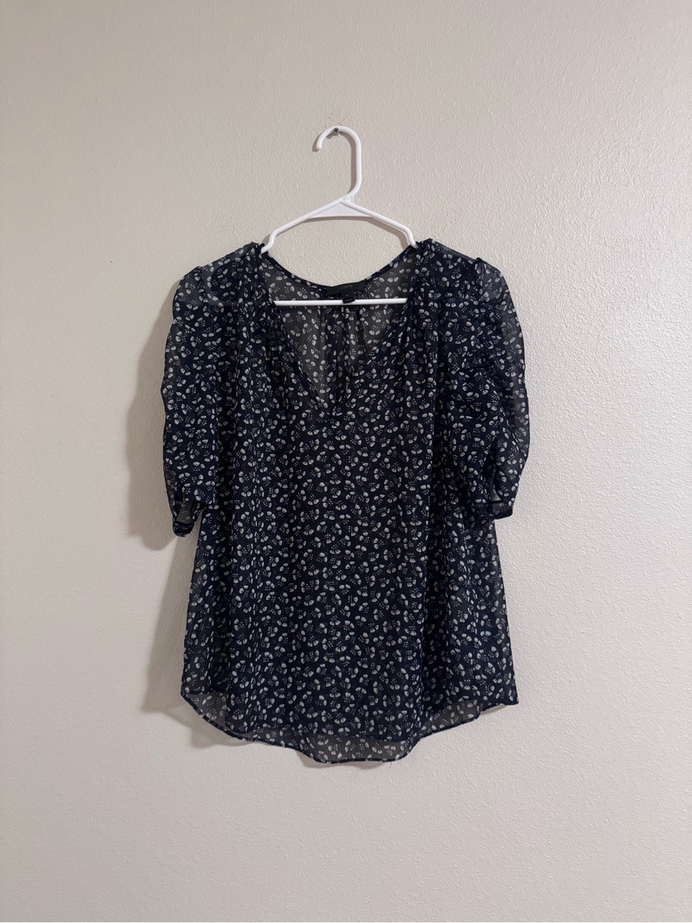J. Crew Navy Floral V-Neck Puff Sleeve Blouse